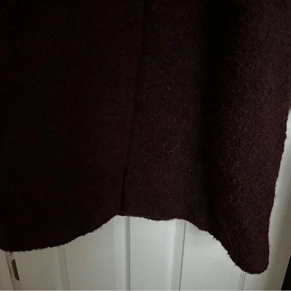 Talbots Vintage Burgundy Wine Boucle’ Long Elegant Wool Blend Overcoat Size 14 - Picture 6 of 10